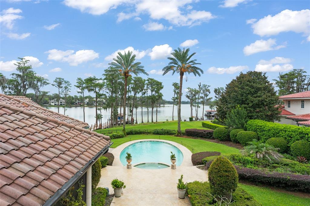 6055 LOUISE COVE DRIVE
