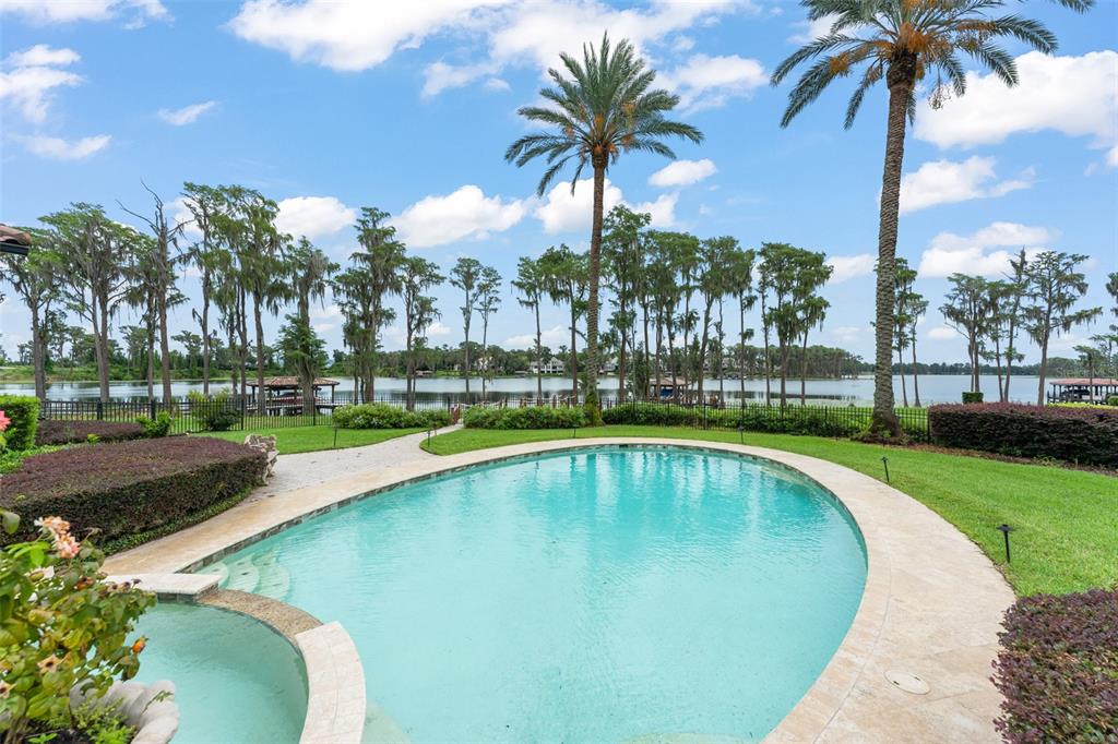 6055 LOUISE COVE DRIVE