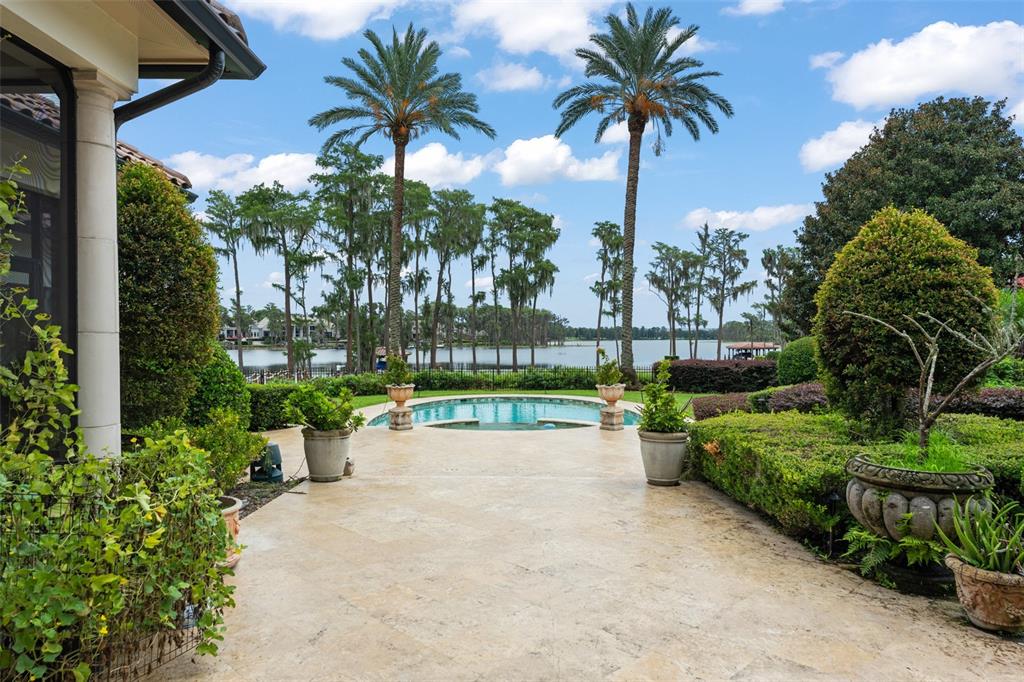 6055 LOUISE COVE DRIVE