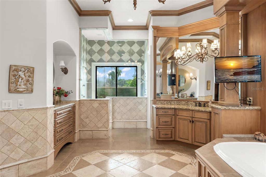 6055 LOUISE COVE DRIVE