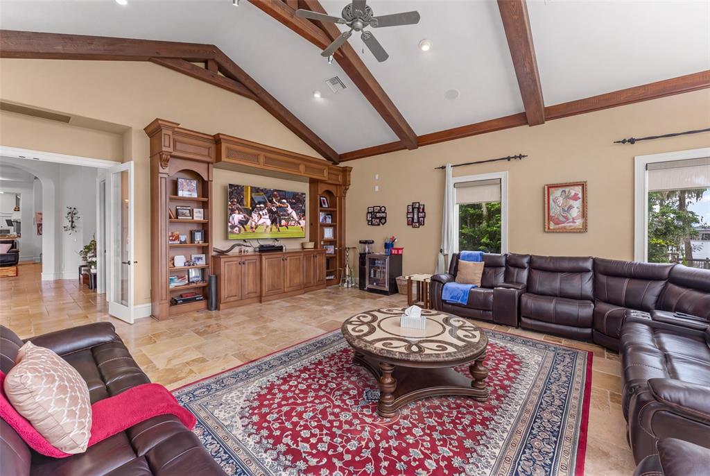 6055 LOUISE COVE DRIVE