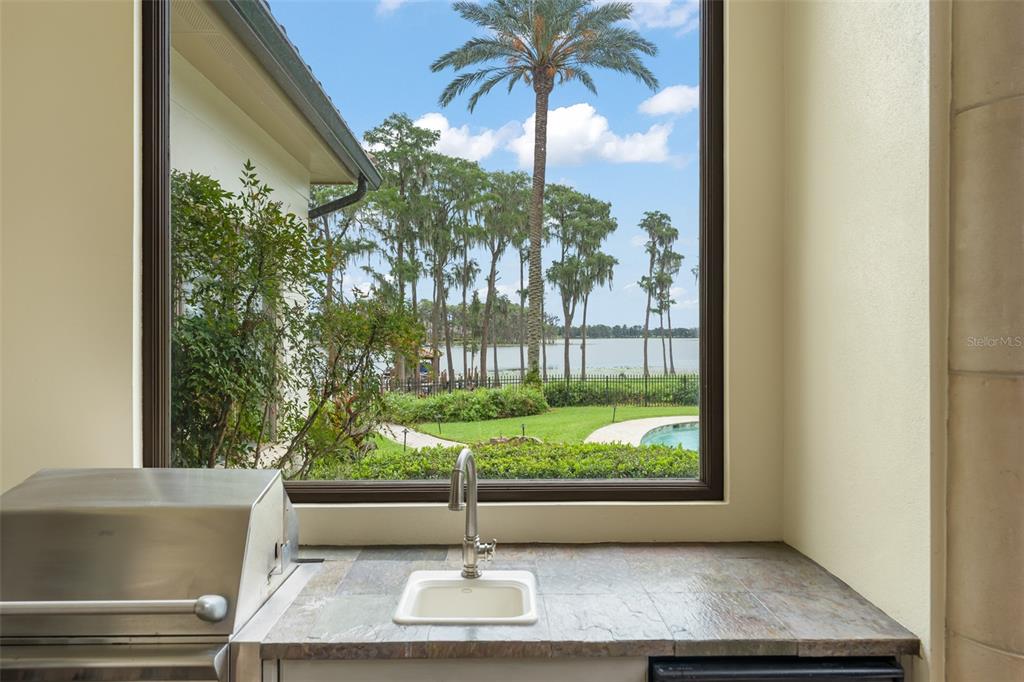 6055 LOUISE COVE DRIVE