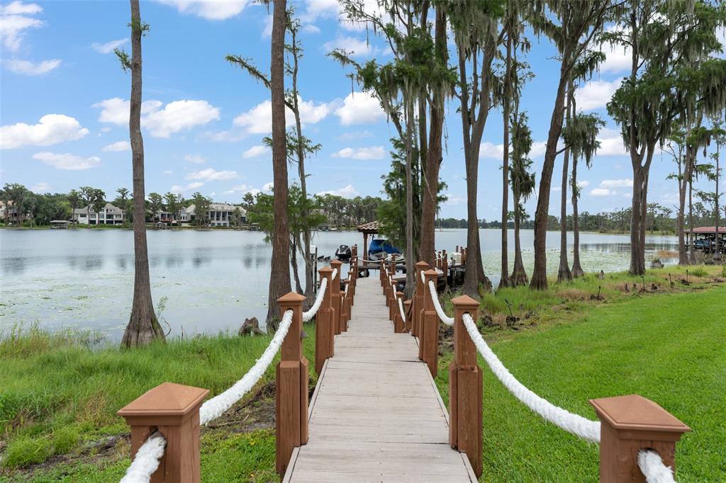 6055 LOUISE COVE DRIVE