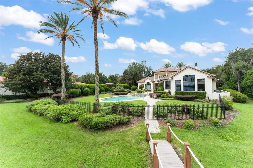6055 LOUISE COVE DRIVE