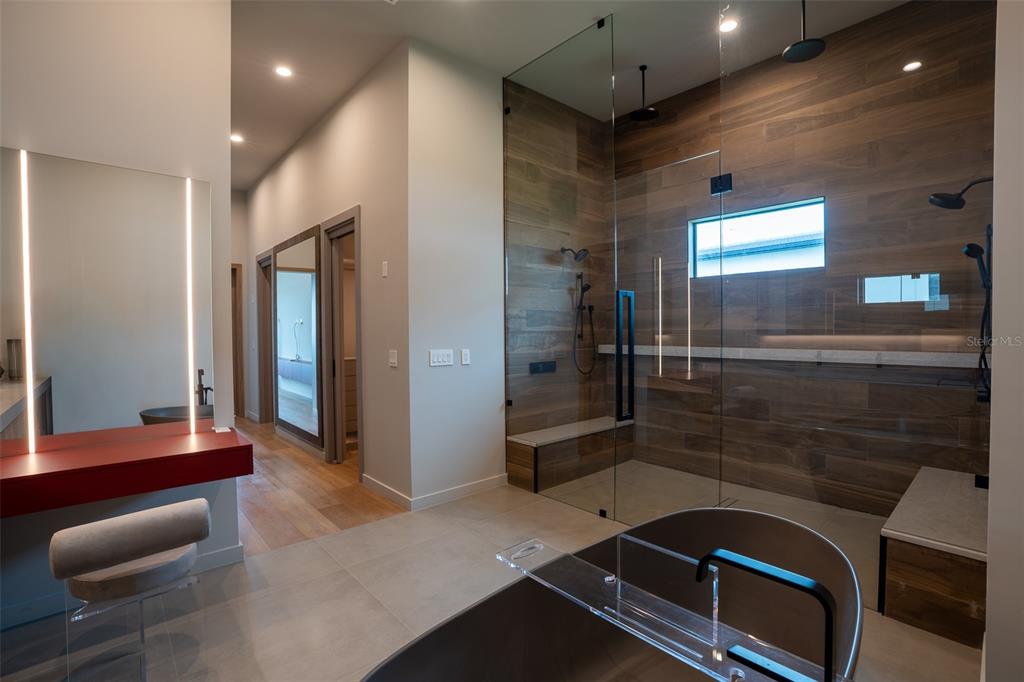 15125 PENDIO DRIVE