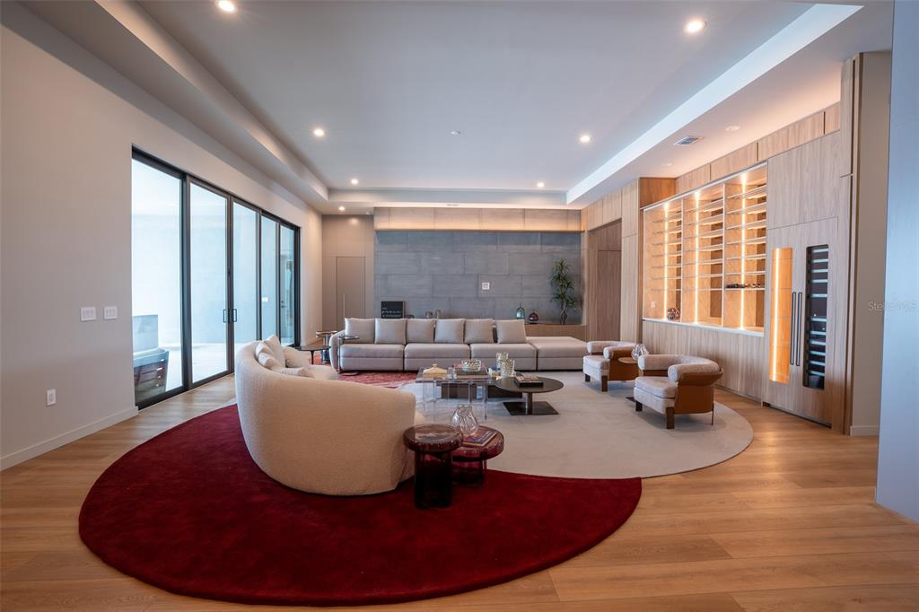 15125 PENDIO DRIVE