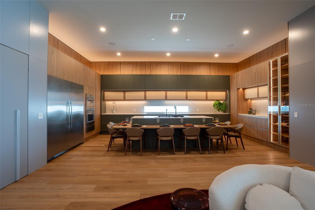 15125 PENDIO DRIVE