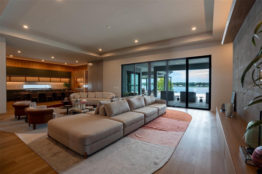 15125 PENDIO DRIVE