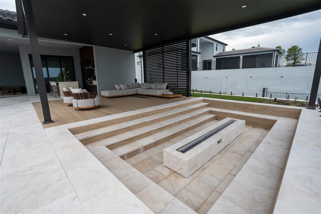 15125 PENDIO DRIVE