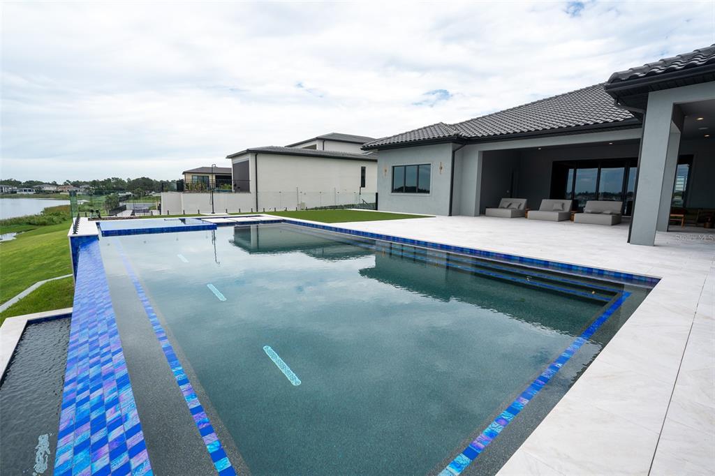 15125 PENDIO DRIVE