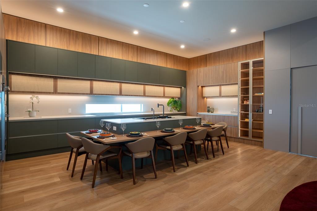 15125 PENDIO DRIVE