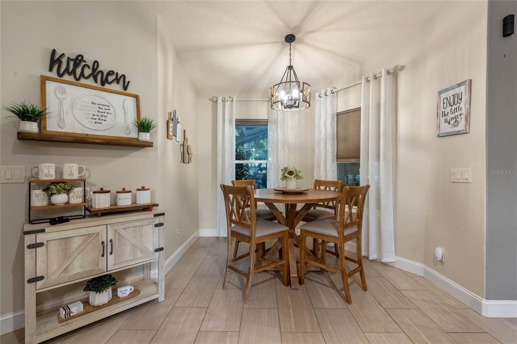 11516 LYONS COURT