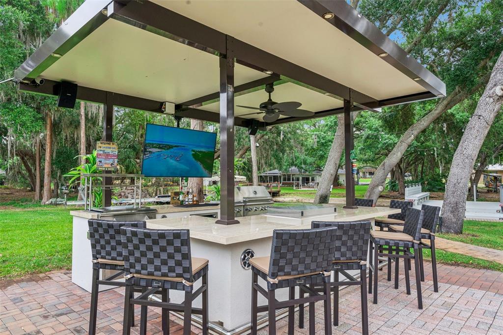11516 LYONS COURT