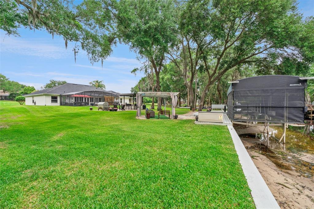 11516 LYONS COURT