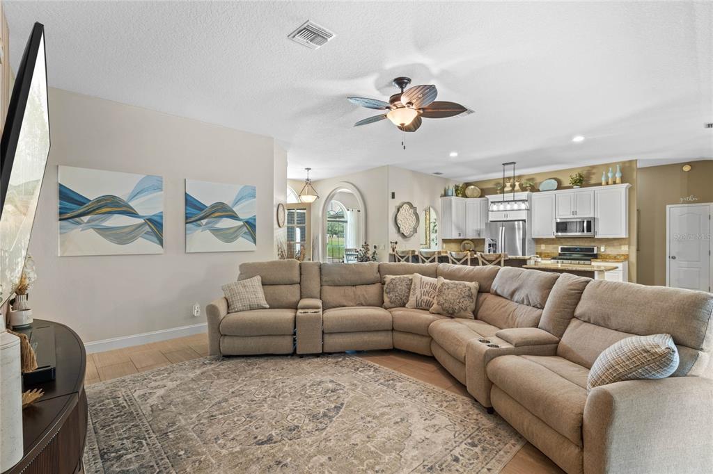 11516 LYONS COURT