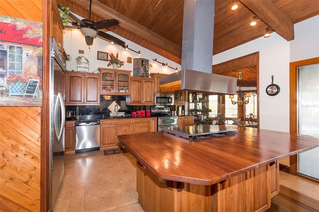 5575 ALLIGATOR LAKE ROAD