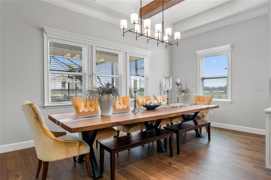 3167 WHISPER WIND DRIVE