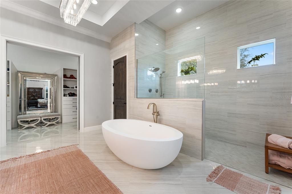 3167 WHISPER WIND DRIVE