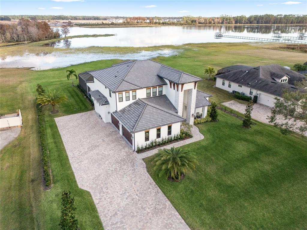 3167 WHISPER WIND DRIVE