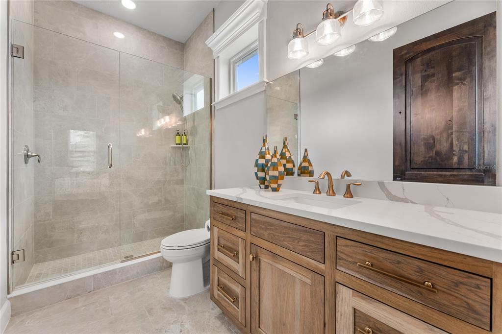 3167 WHISPER WIND DRIVE