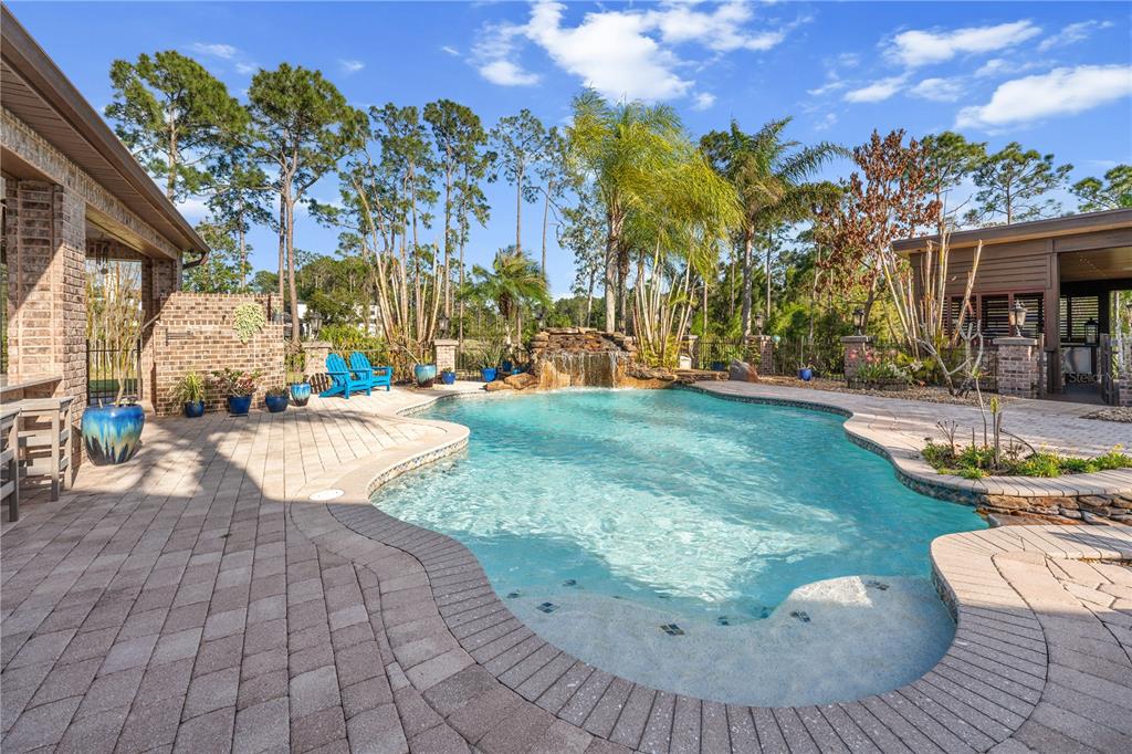 6900 RANCHERO COURT