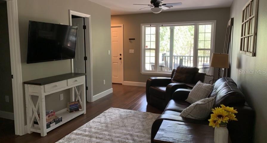 7152 SANDY LANE