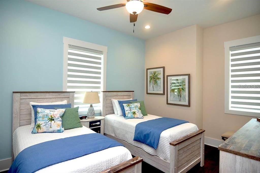 16 OUTLOOK WAY UNIT 9