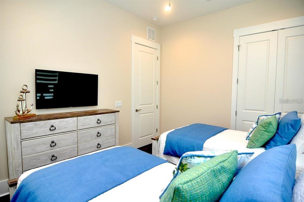 16 OUTLOOK WAY UNIT 9