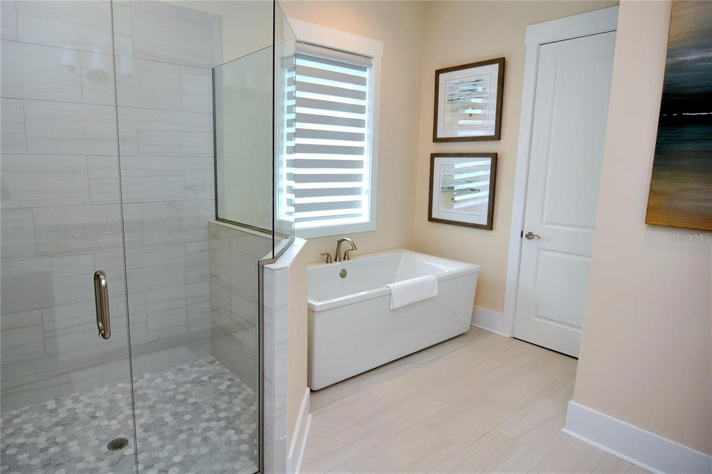 16 OUTLOOK WAY UNIT 9