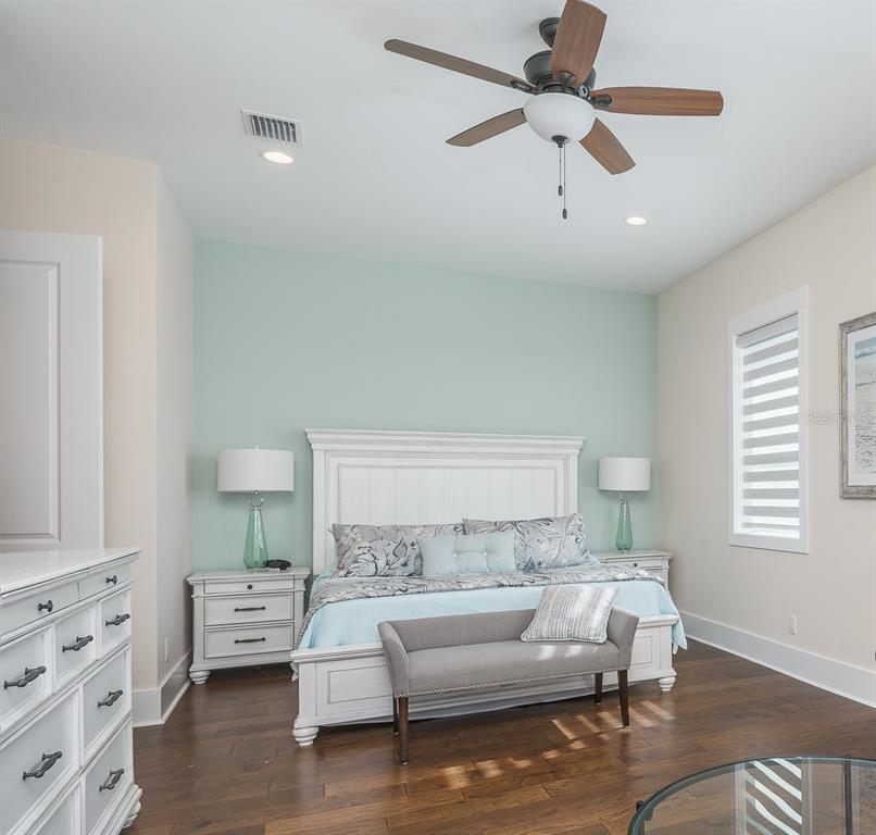16 OUTLOOK WAY UNIT 9
