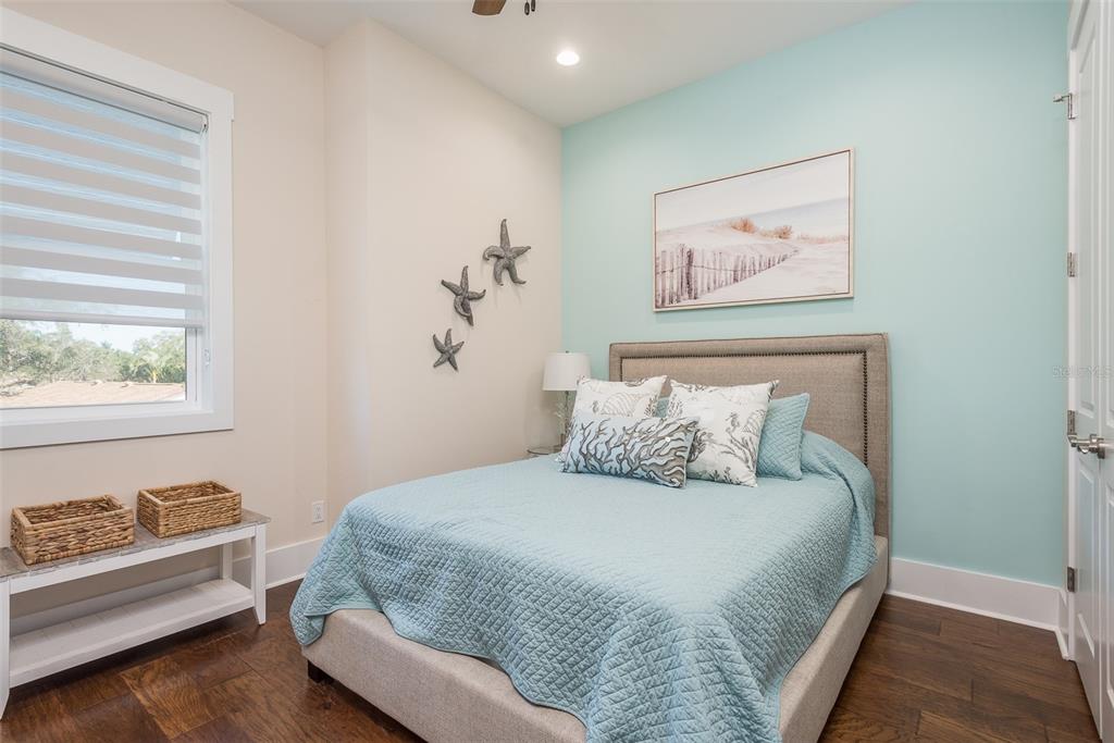 16 OUTLOOK WAY UNIT 9
