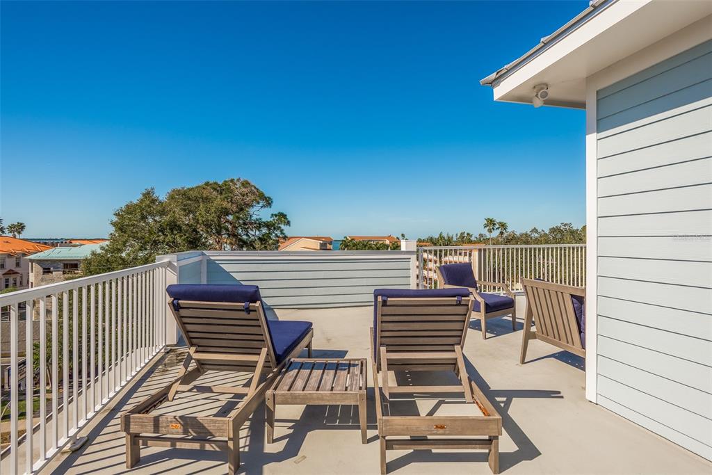 16 OUTLOOK WAY UNIT 9