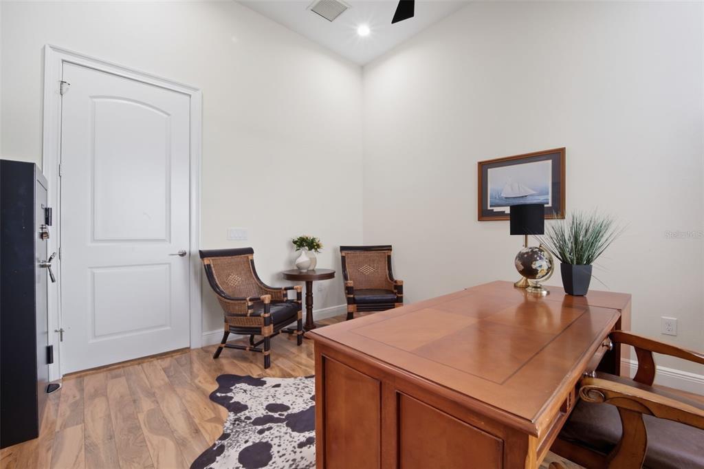 3215 GULF CITY ROAD
