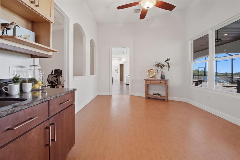 3215 GULF CITY ROAD