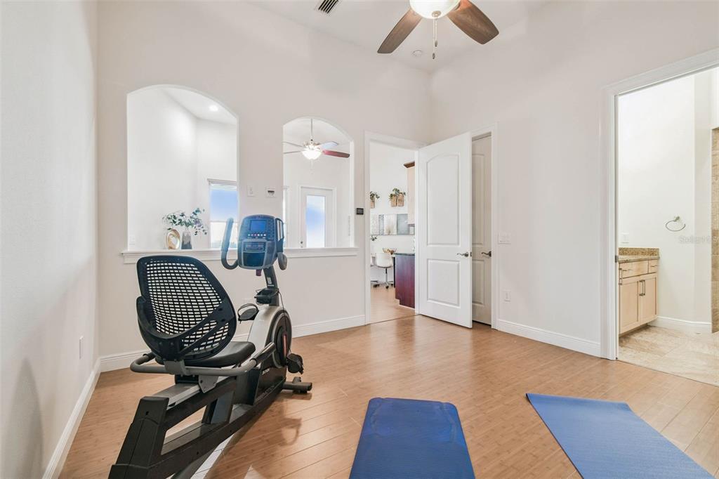 3215 GULF CITY ROAD
