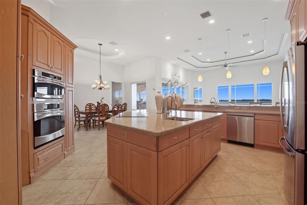 3215 GULF CITY ROAD