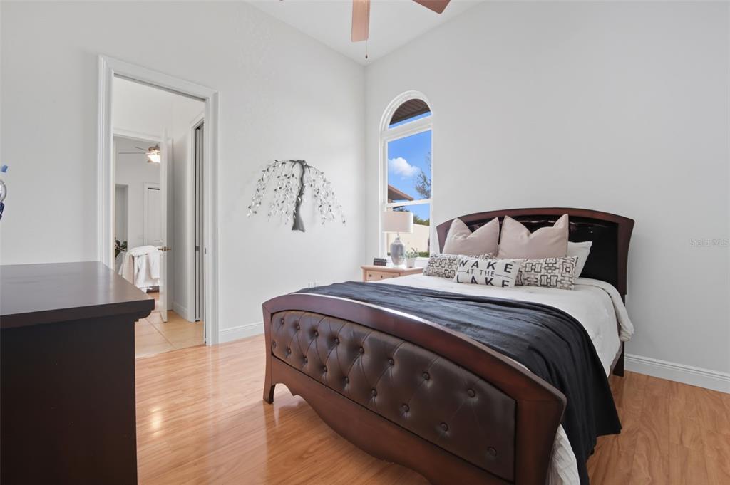 3215 GULF CITY ROAD