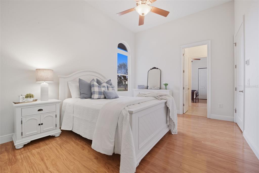 3215 GULF CITY ROAD