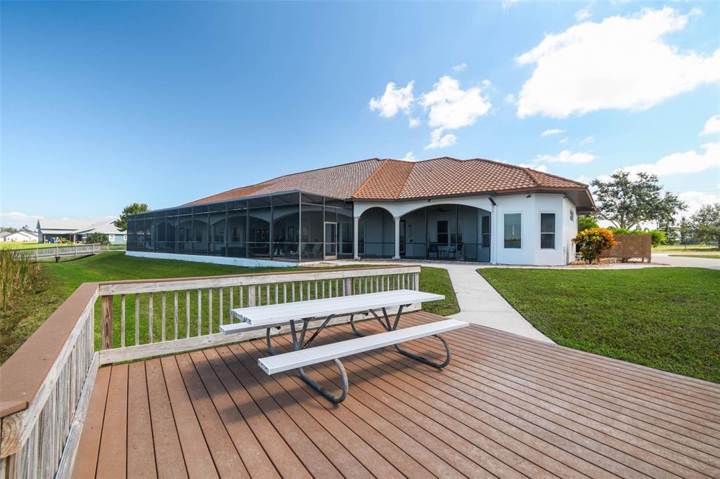 3215 GULF CITY ROAD