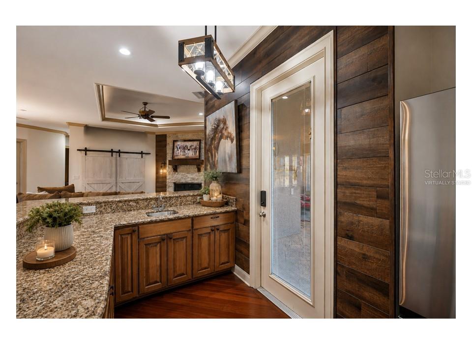 2209 LOST RIVER TRAIL