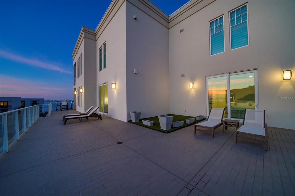 8 PALM TERRACE UNIT 605