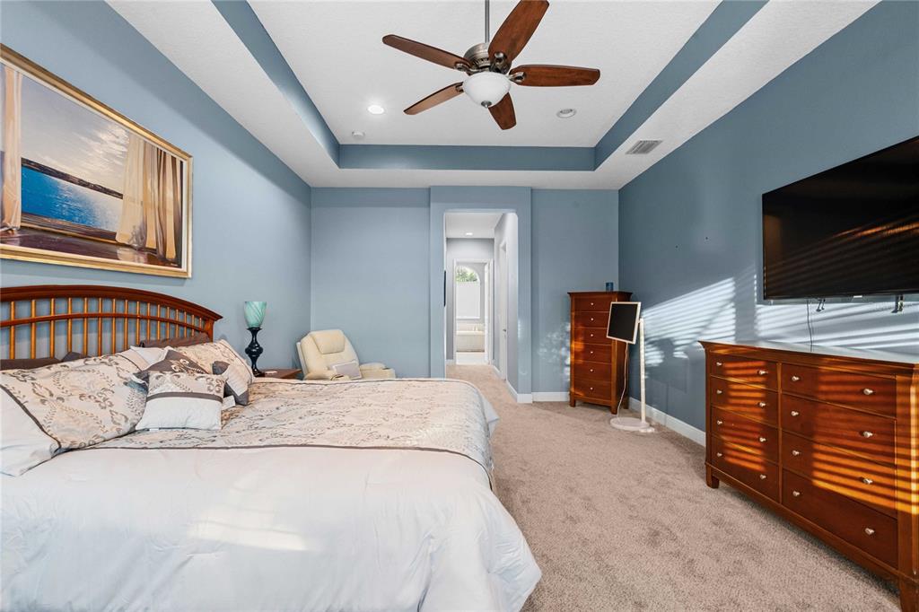 2611 COCO PALM CIRCLE