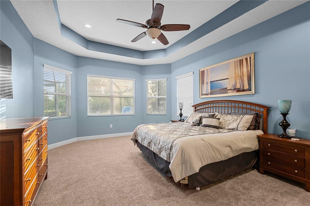 2611 COCO PALM CIRCLE