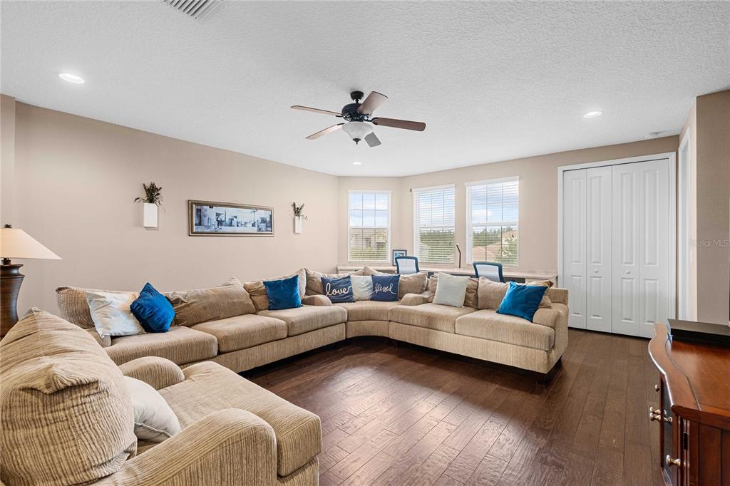 2611 COCO PALM CIRCLE