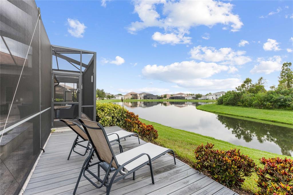 2611 COCO PALM CIRCLE