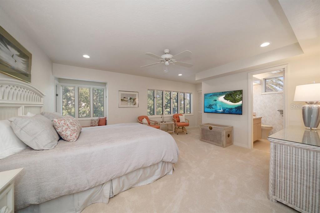 16000 GULF BOULEVARD
