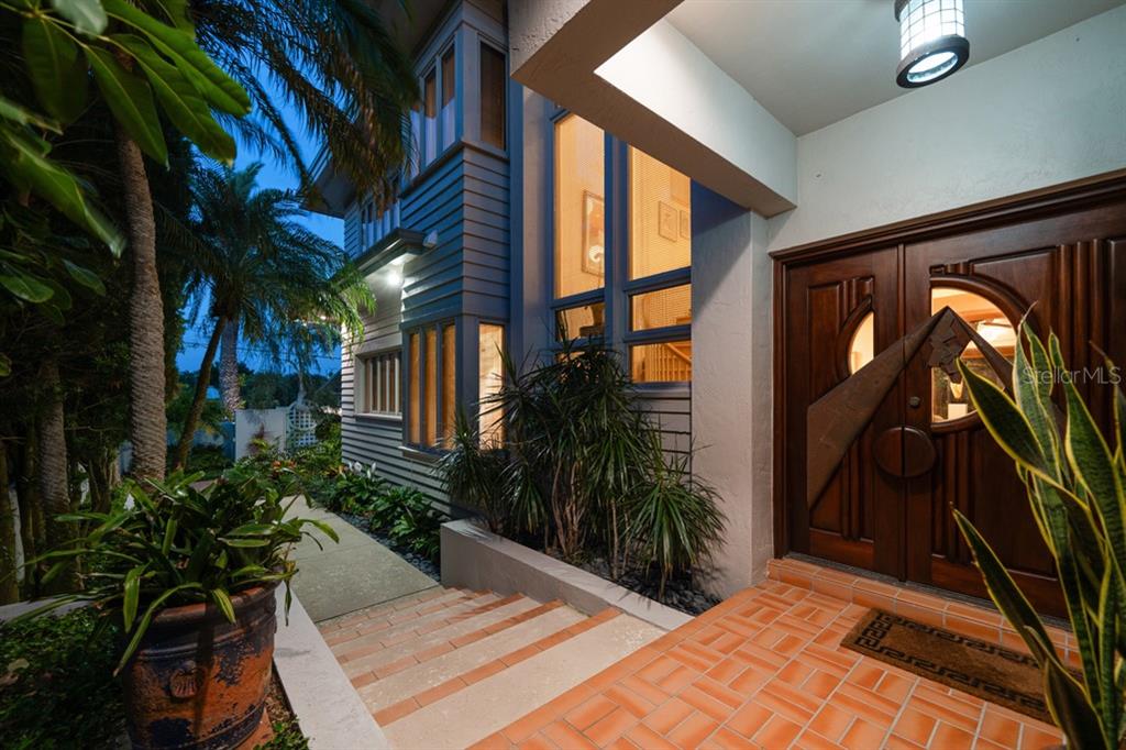 16000 GULF BOULEVARD