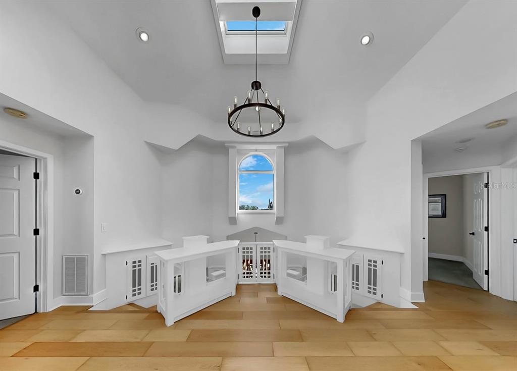 945 BUNKER VIEW DRIVE