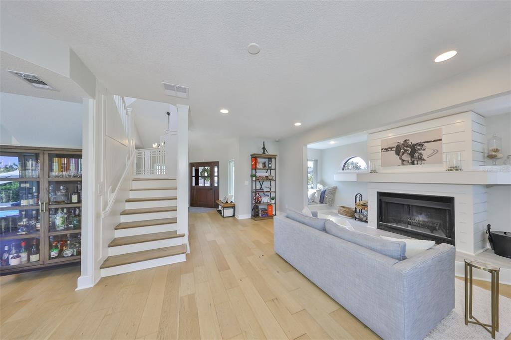 945 BUNKER VIEW DRIVE