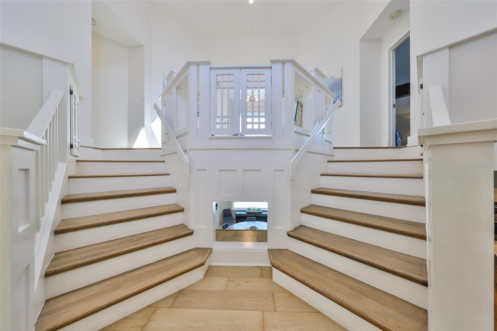 945 BUNKER VIEW DRIVE